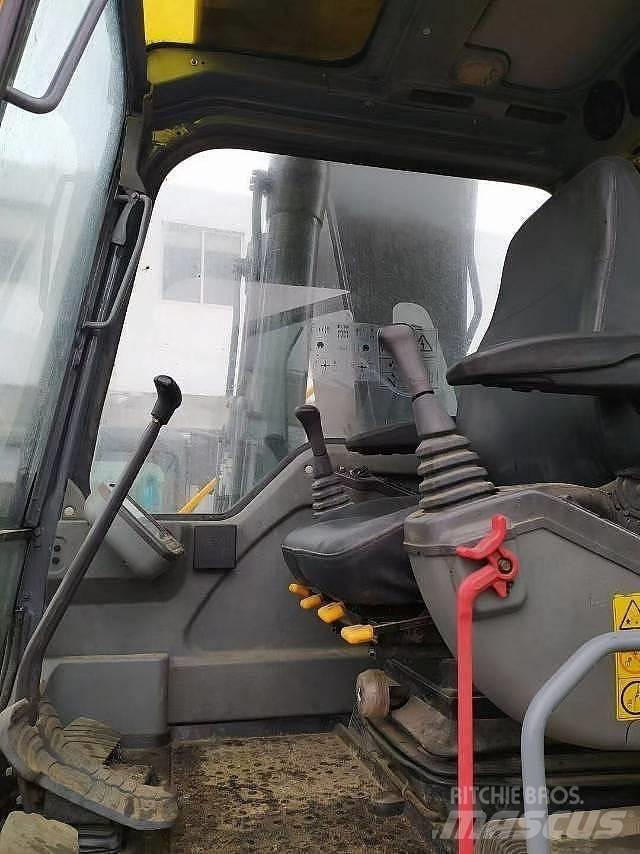 Volvo EC 210 Közepes (midi) kotrók 7 t - 12 t