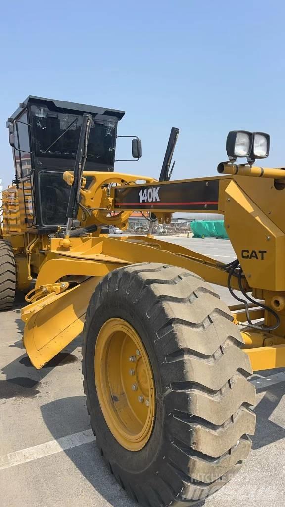 CAT 140 K Gréderek