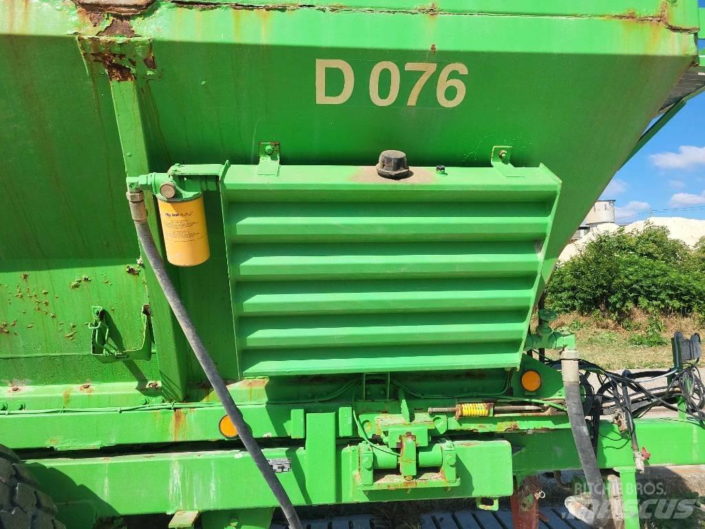  Güstrower D 076 Műtrágyaszórók