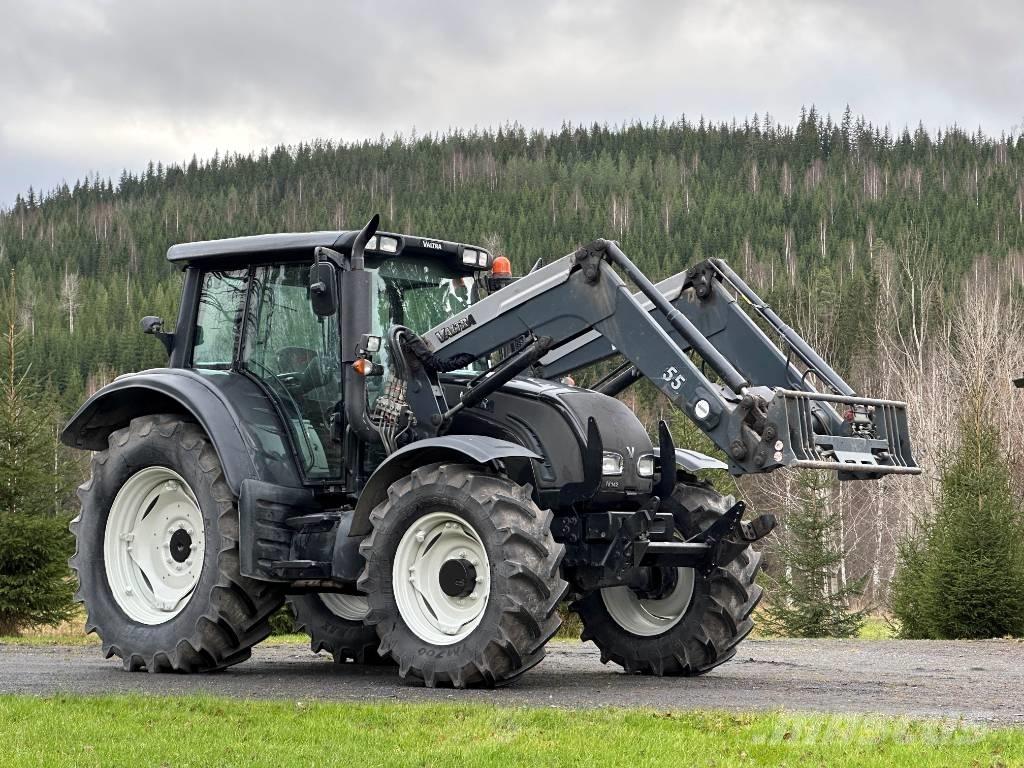 Valtra N 142 Versu Traktorok