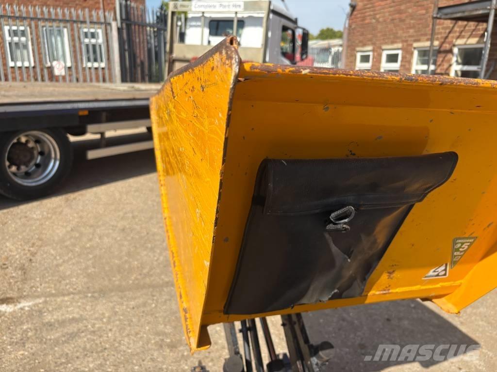 JCB HT D5 Lánctalpas dömperek