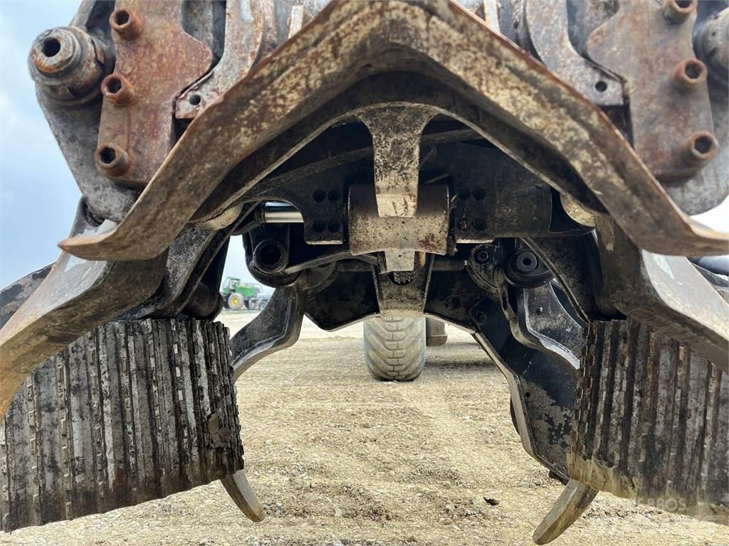 Komatsu 370.2 Betakarító fejek