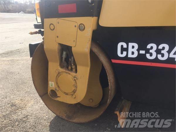 CAT CB 334 D Ikerdobos hengerek