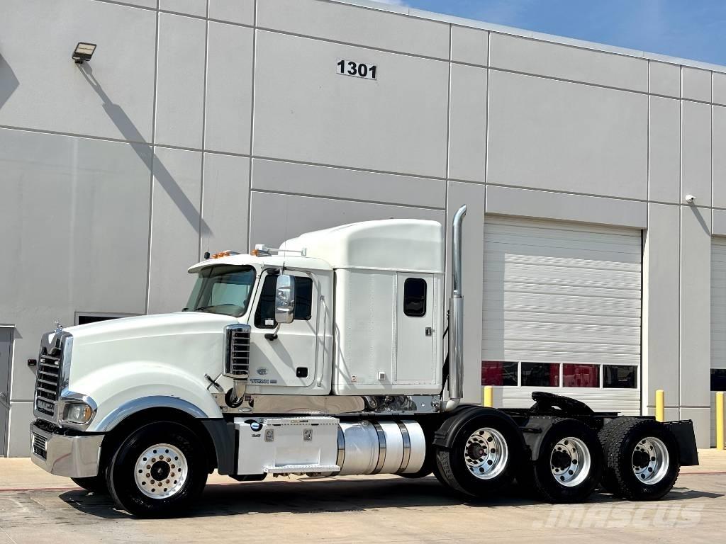 Mack Titan TD 713 Nyergesvontatók