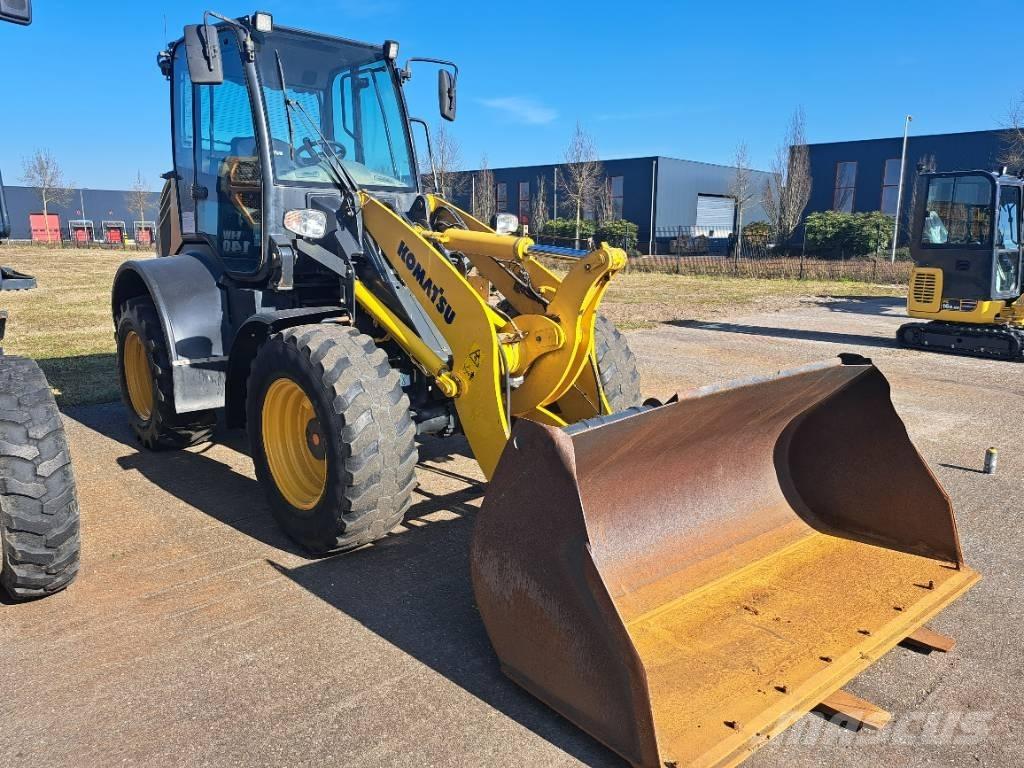 Komatsu WA100-8E0 Gumikerekes homlokrakodók