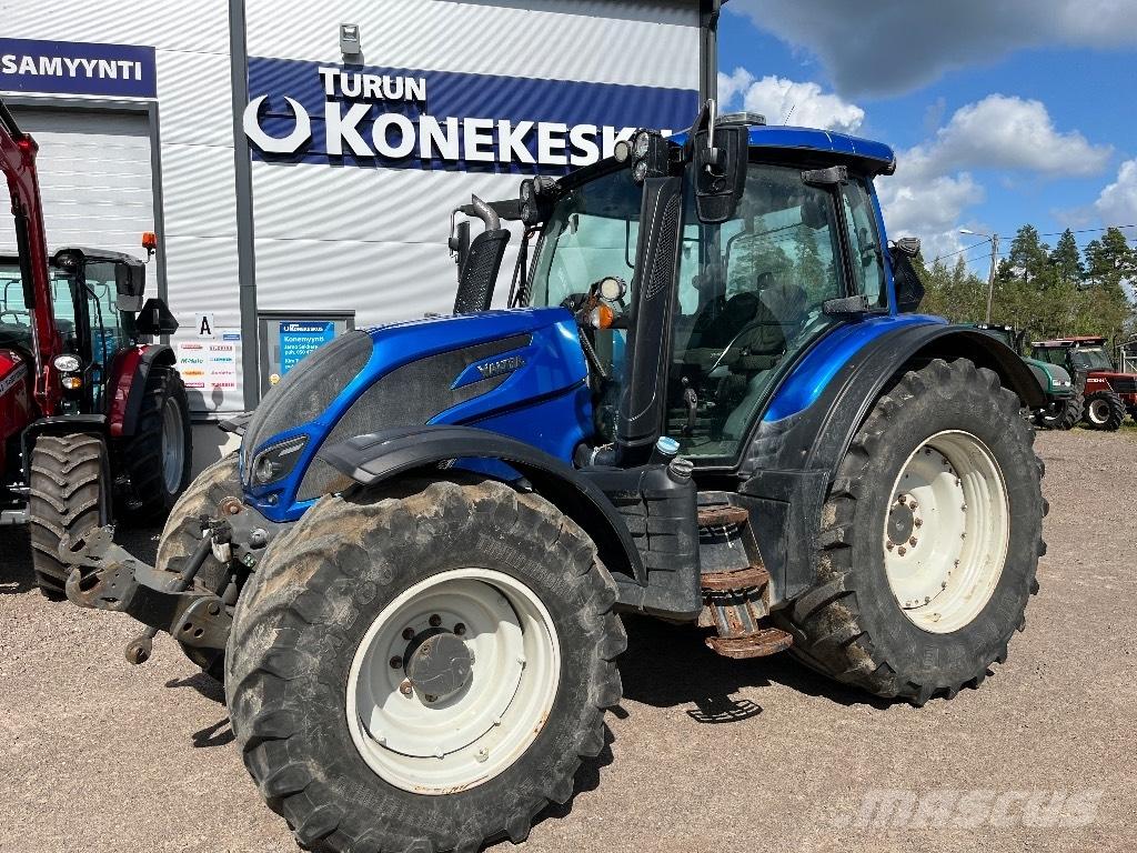 Valtra N174 Traktorok
