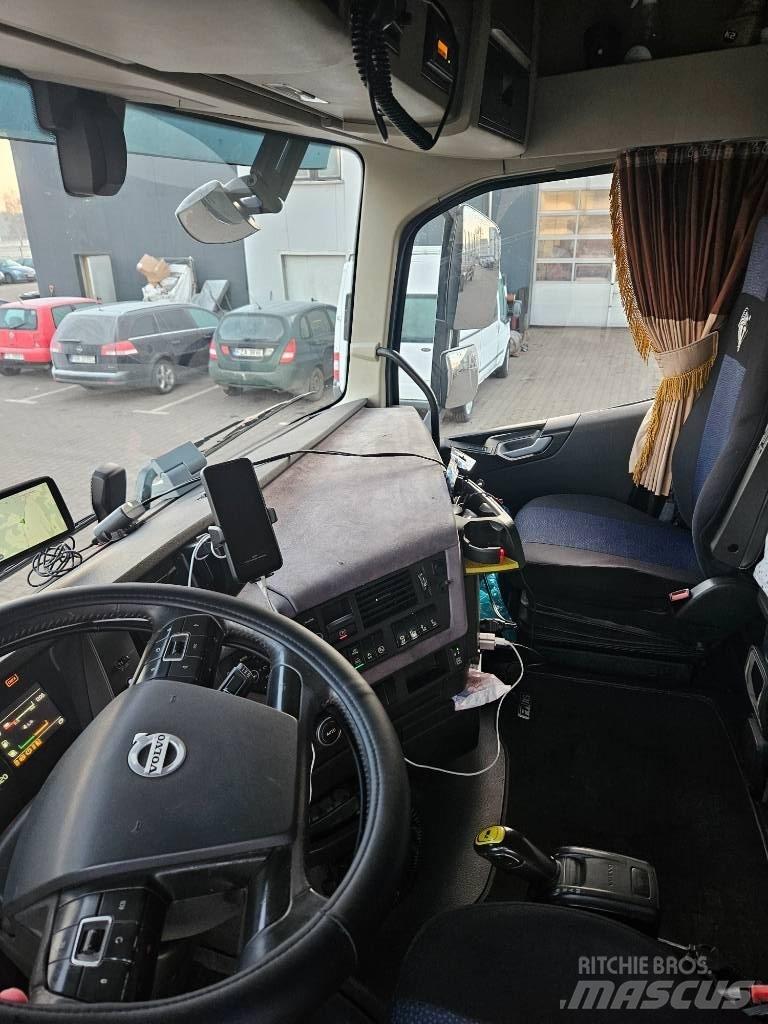 Volvo FH 16 Rönkszállító teherautók