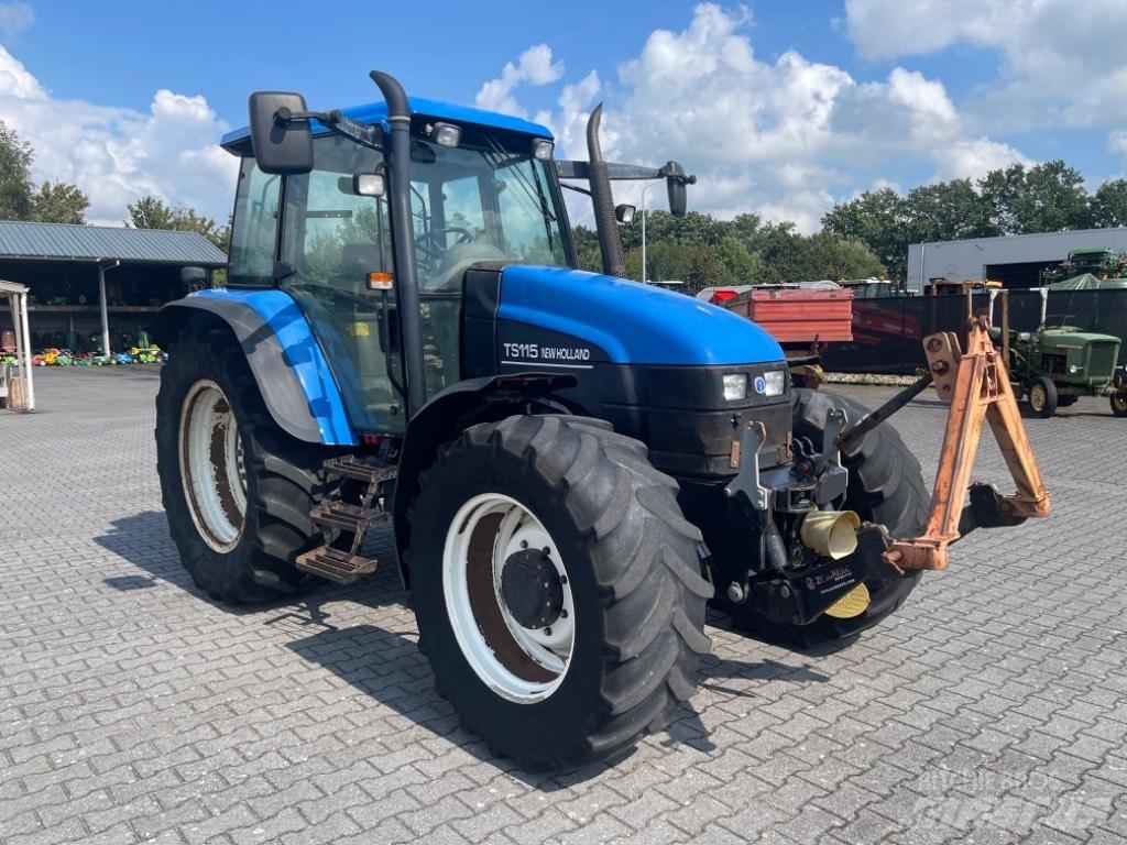 New Holland TS 115 Traktorok