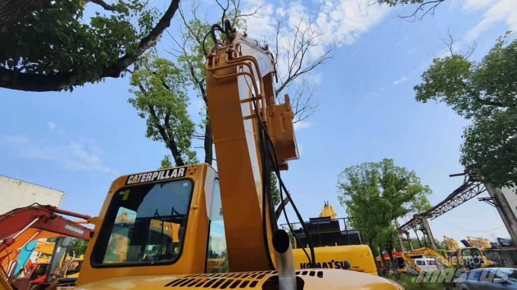 CAT 308 C Közepes (midi) kotrók 7 t - 12 t