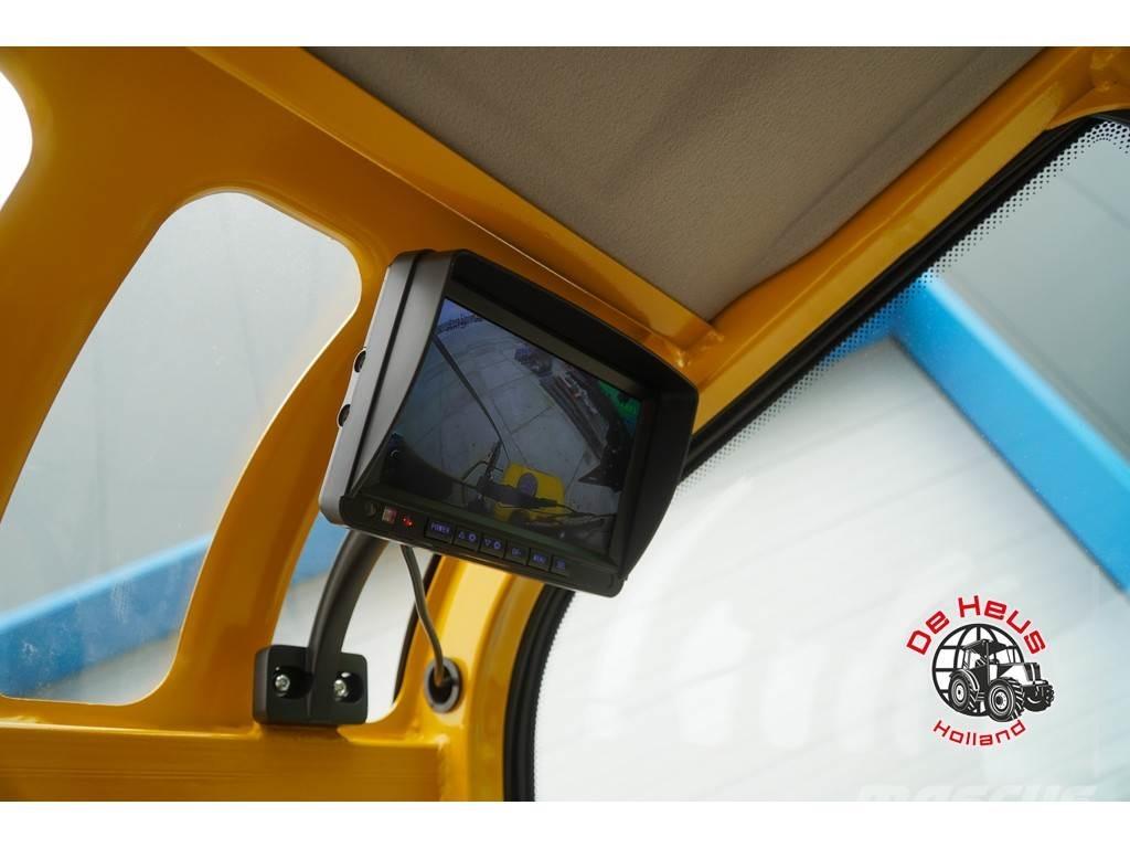 Eurotrac W11-MC Gumikerekes homlokrakodók