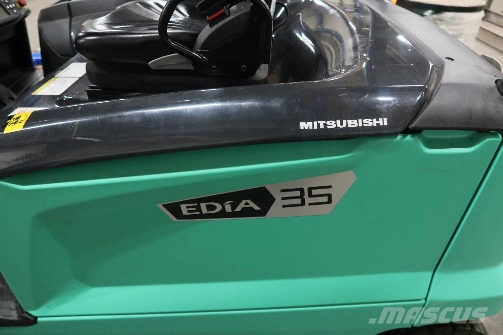 Mitsubishi FB 35 N Elektromos targoncák