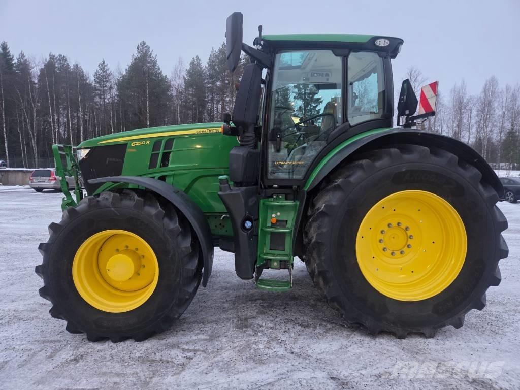 John Deere 6250 R Traktorok