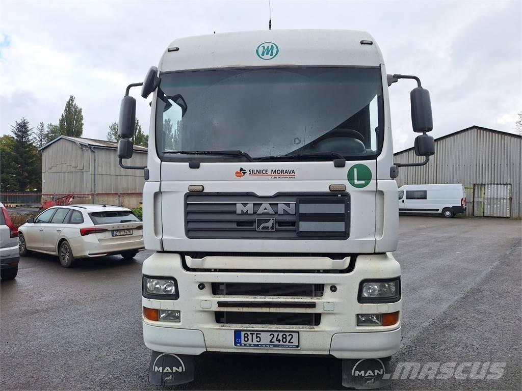MAN TGA 26.430 6X2 Nyergesvontatók