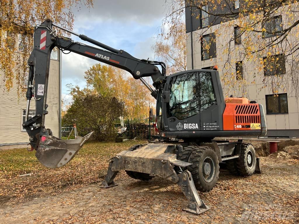 Atlas 140 W Gumikerekes kotrók