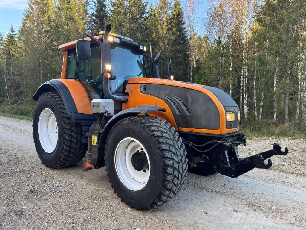 Valtra T 202 Versu Traktorok