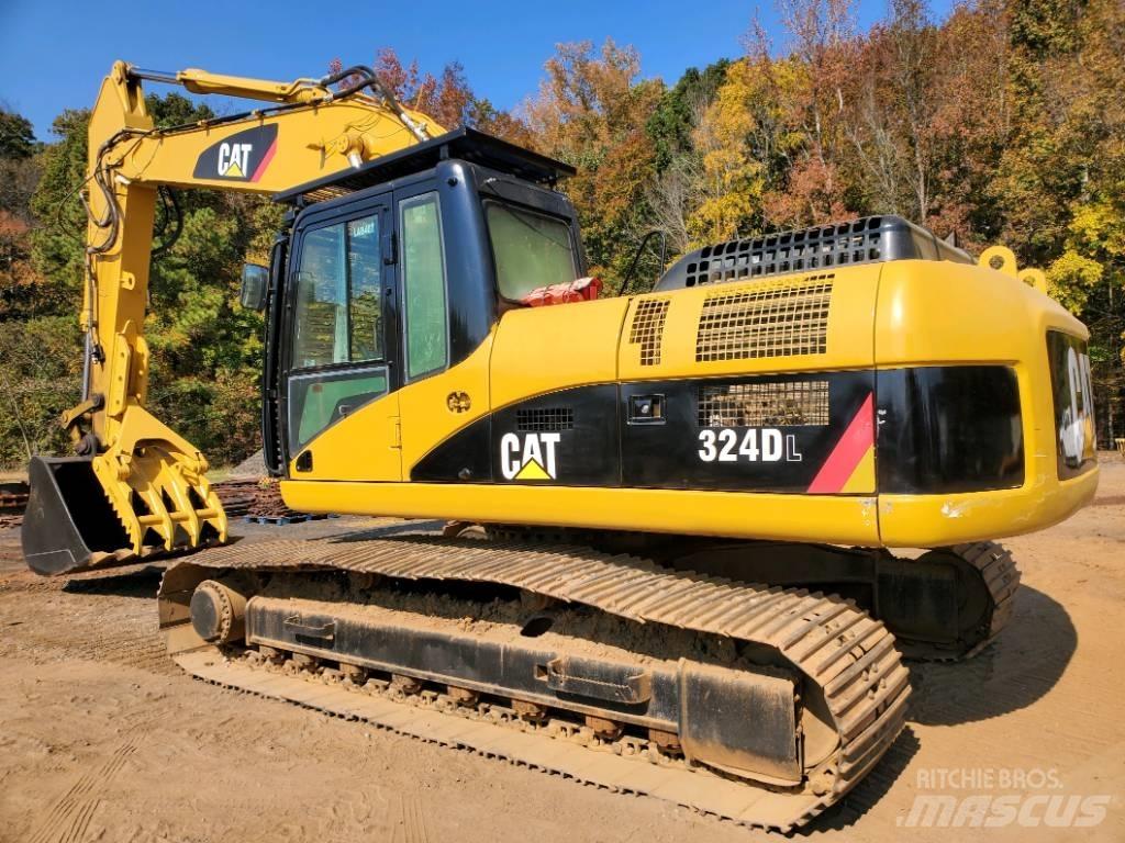 CAT 324D LC Lánctalpas kotrók