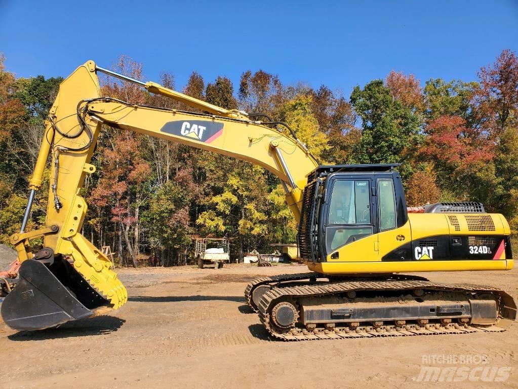 CAT 324D LC Lánctalpas kotrók
