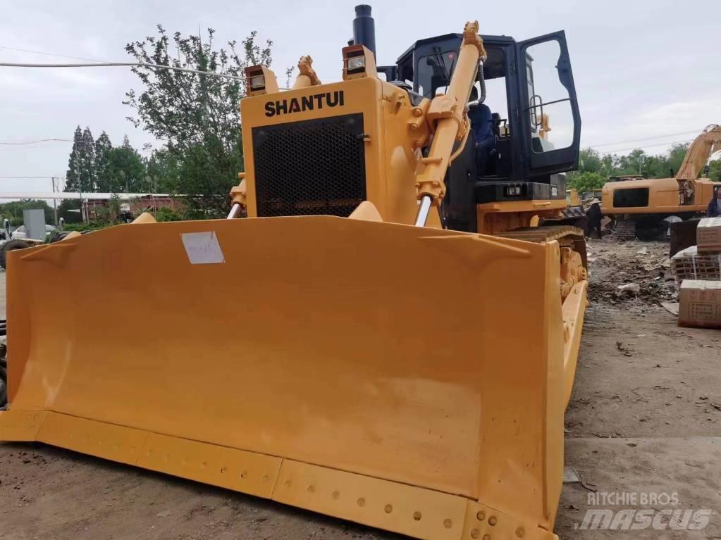 Shantui SD 32 lánctalpas dózerek