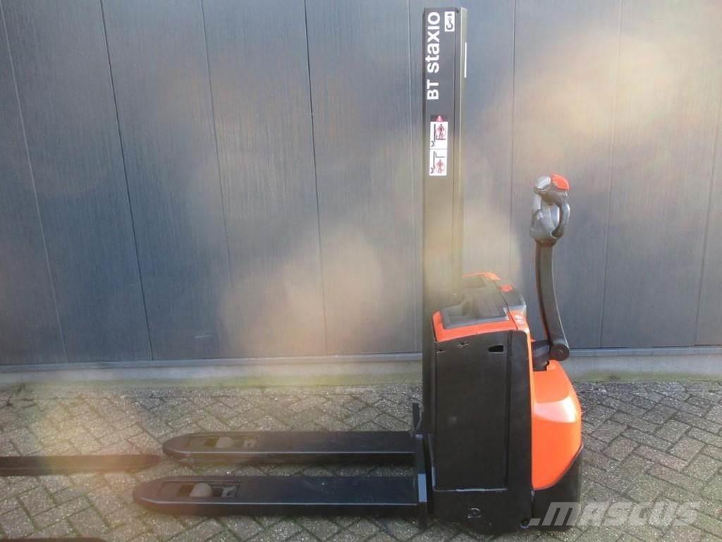 Toyota SWE 080L Gyalogkíséretű targonca