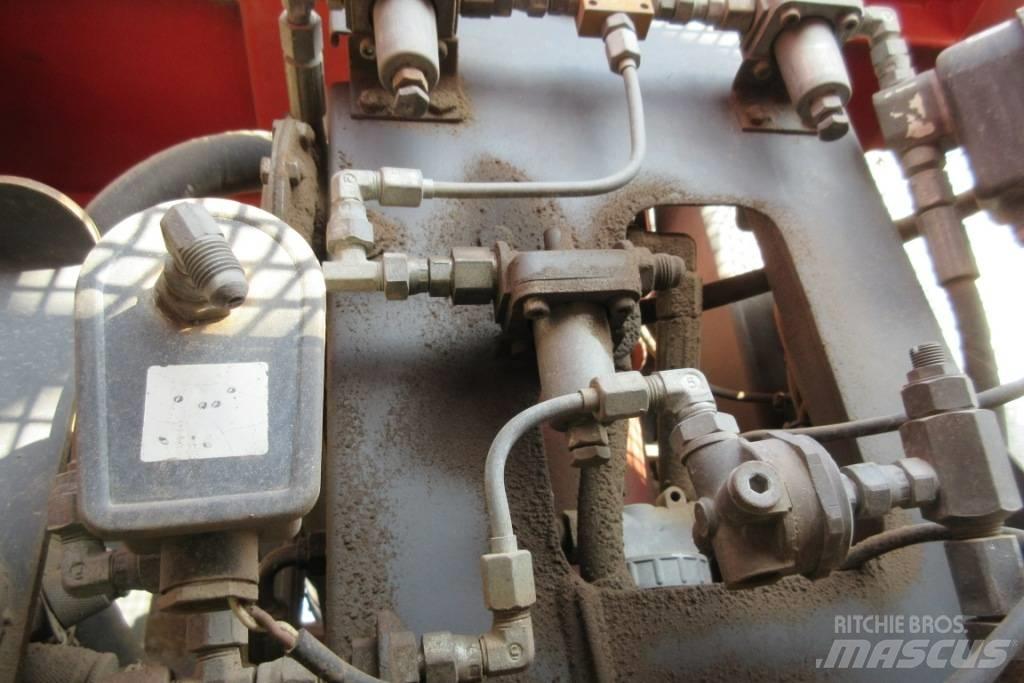 Sandvik DI 600 Talaj fúró
