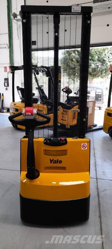 Yale MS12E Gyalogkíséretű targonca
