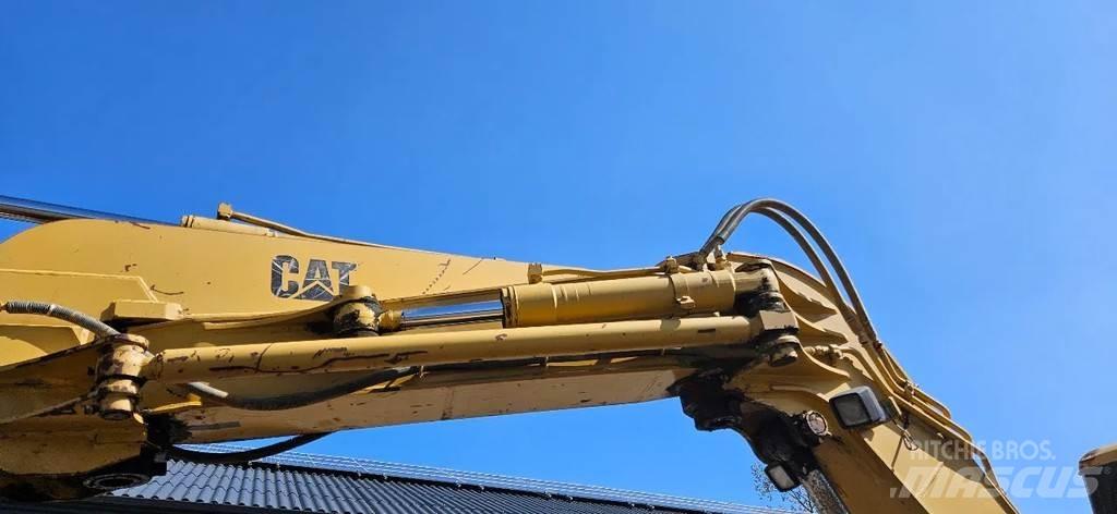 CAT E 70 B Közepes (midi) kotrók 7 t - 12 t
