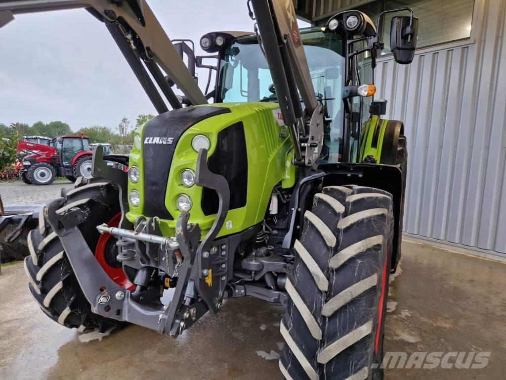 CLAAS Arion 450 Traktorok