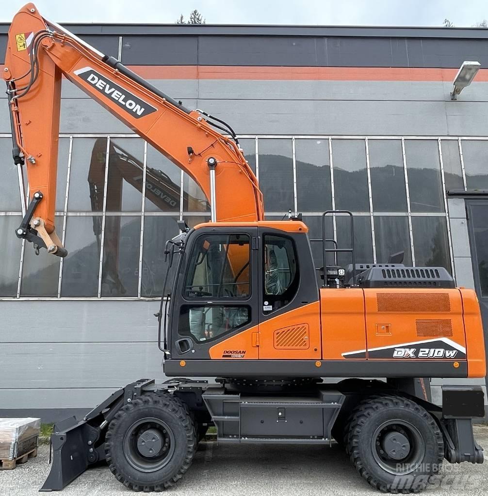 Develon DX 210 W-7 Erdészeti Kotrók