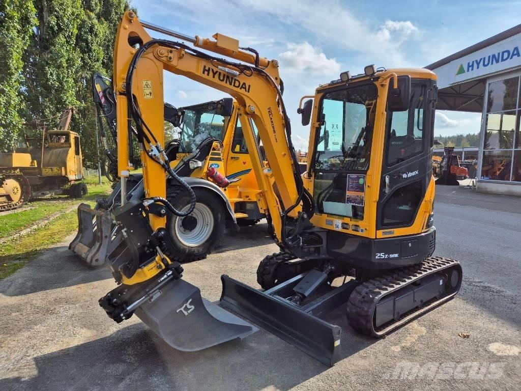 Hyundai R 25 Z-9AK Mini kotrók < 7t