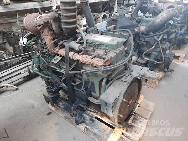 Volvo D7C250 Motorok
