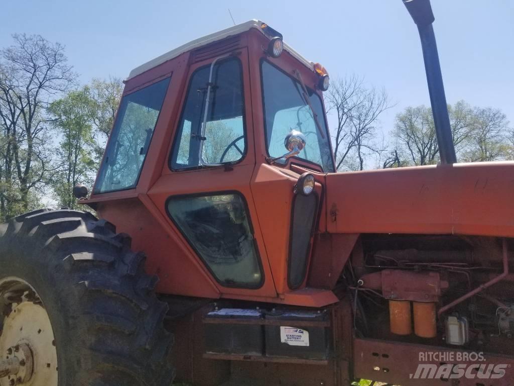 Allis-Chalmers 7060 Traktorok