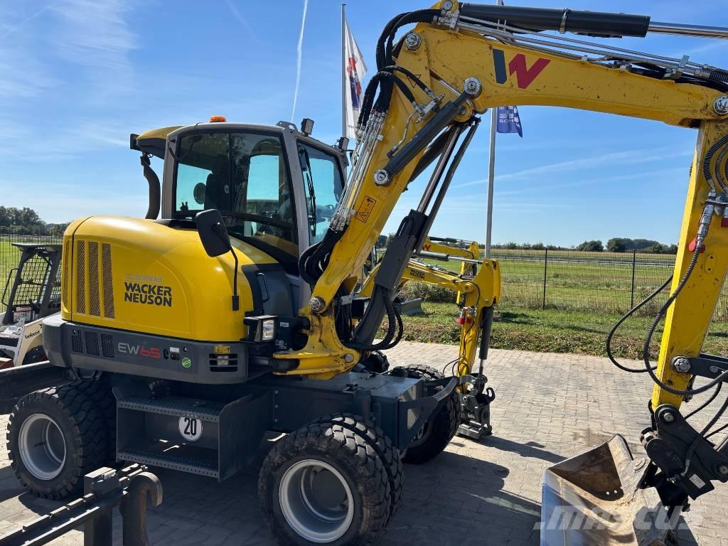Wacker Neuson EW 65 Gumikerekes kotrók