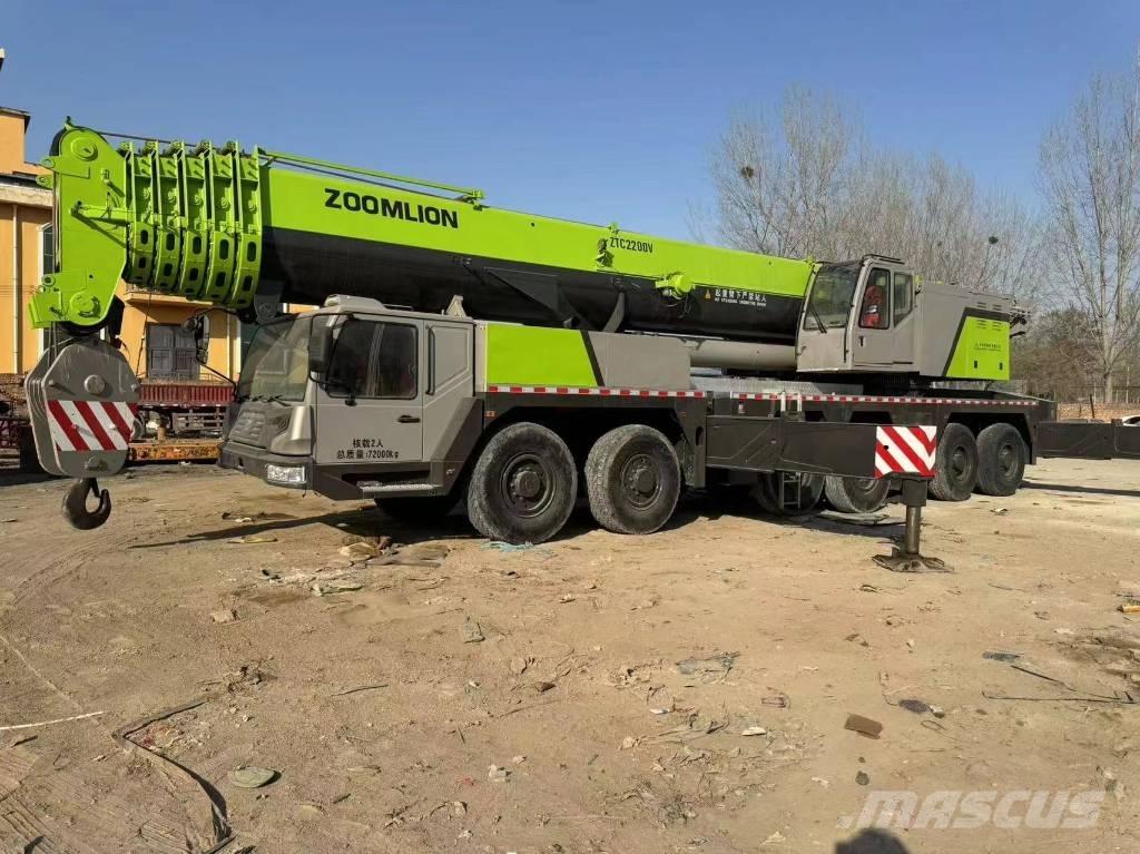 Zoomlion 220 Ton Terepdaruk