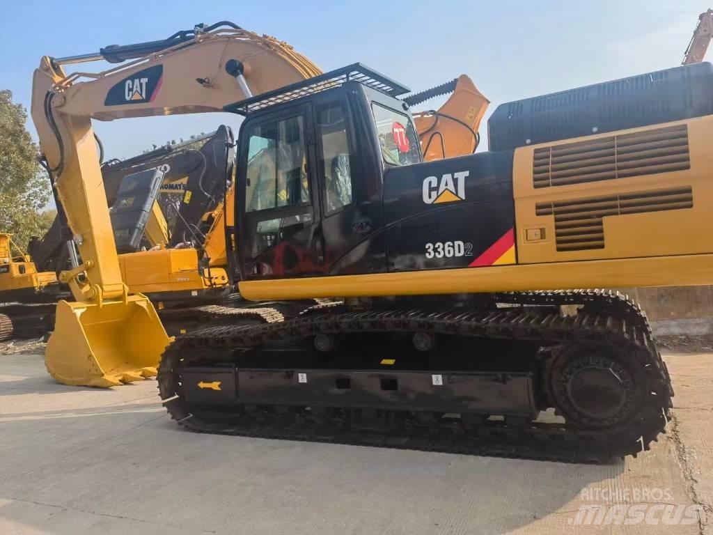 CAT 336 D2 Lánctalpas kotrók