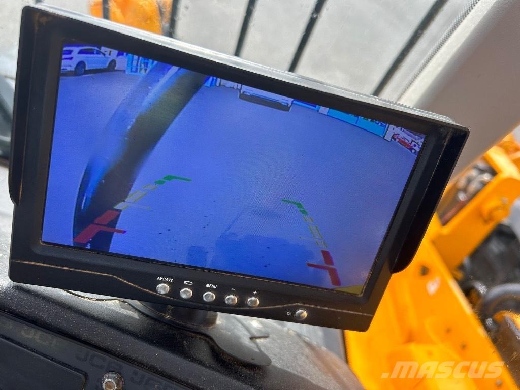 JCB 540-140 Sway / AC Teleszkópos rakodók