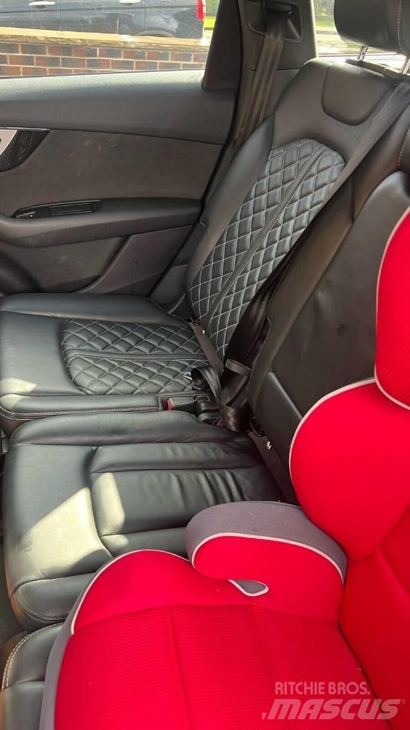 Audi SQ7 Kistehergépjárművek