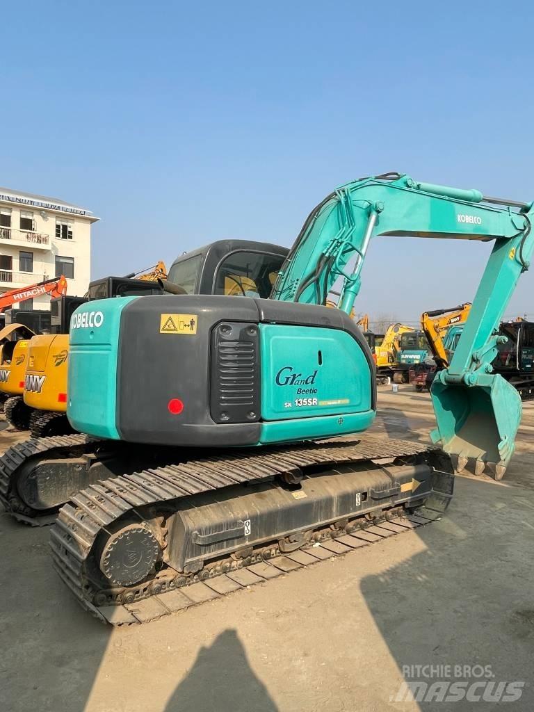 Kobelco SK 135 Lánctalpas kotrók