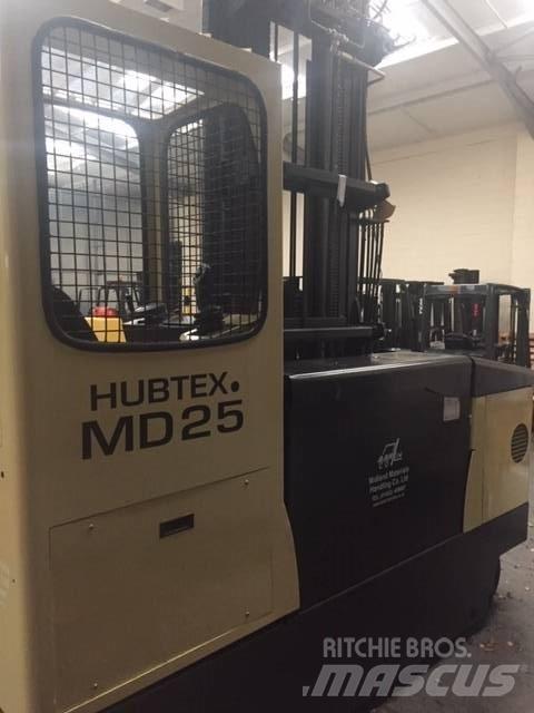 Hubtex MD25 Oldalvillás targonca