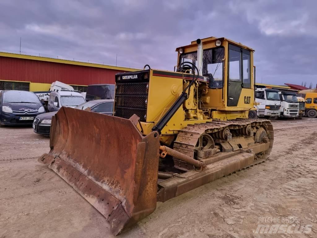 CAT B 10 lánctalpas dózerek