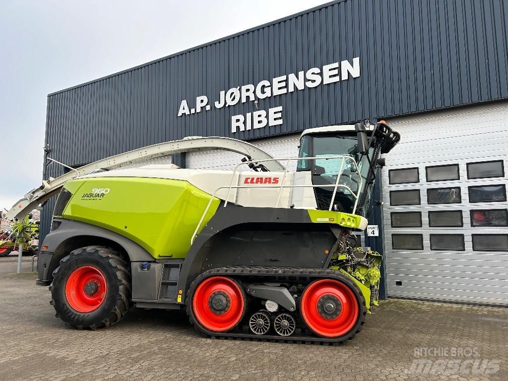CLAAS Jaguar 960 TT Önjáró szecskázók
