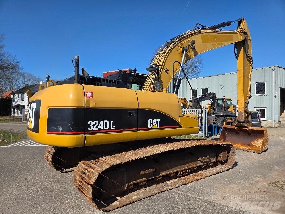 CAT 324DL Lánctalpas kotrók