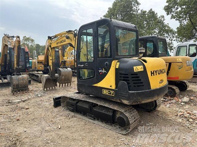 Hyundai R60-7 Lánctalpas kotrók