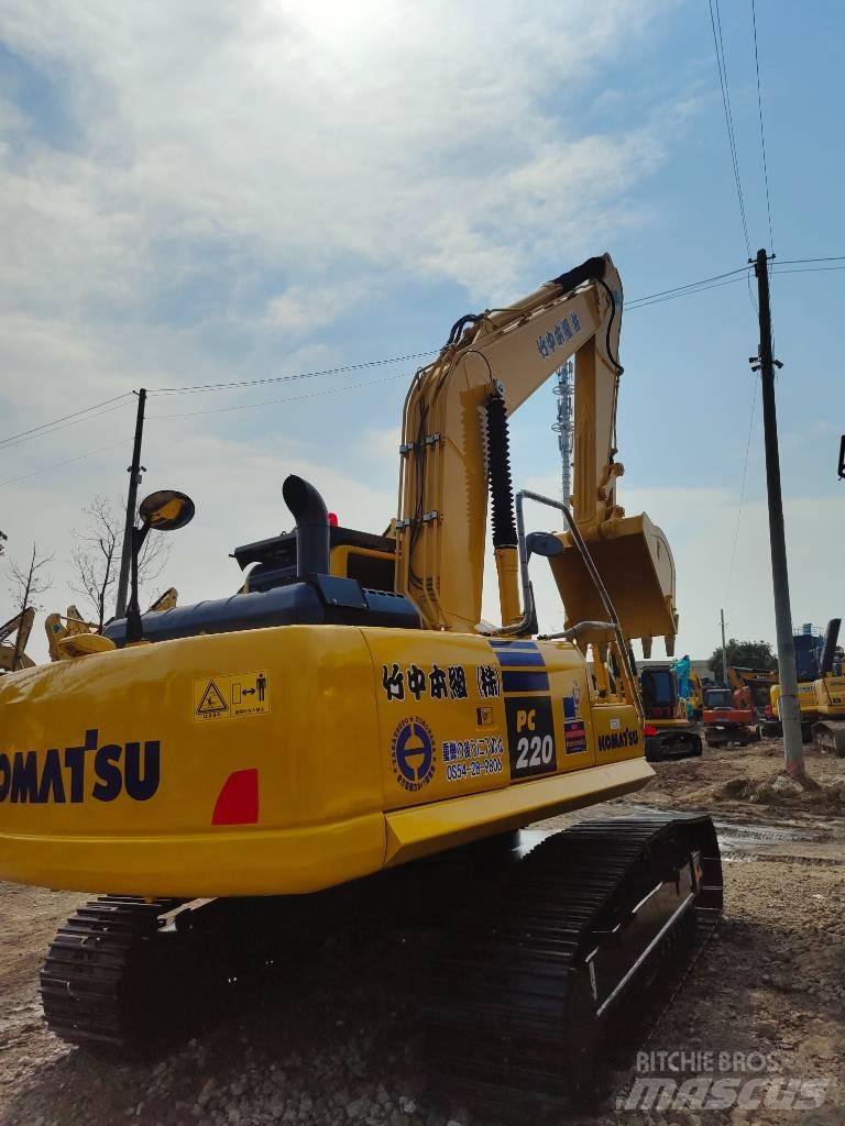 Komatsu PC 220 Lánctalpas kotrók