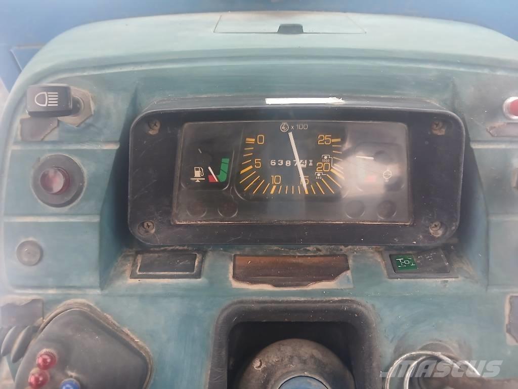 Ford 5610 II Farmall Traktorok