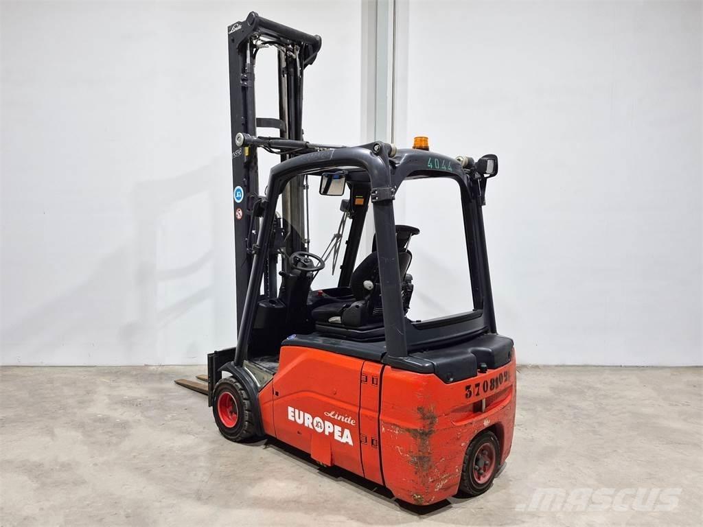 Linde E18L 01 Elektromos targoncák