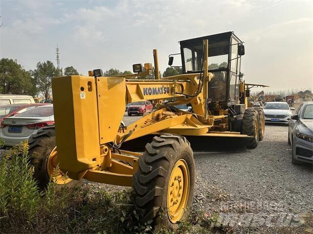 Komatsu GD655 Gréderek