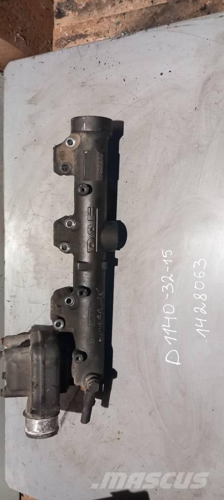 DAF XF95.430 1428063 Motorok