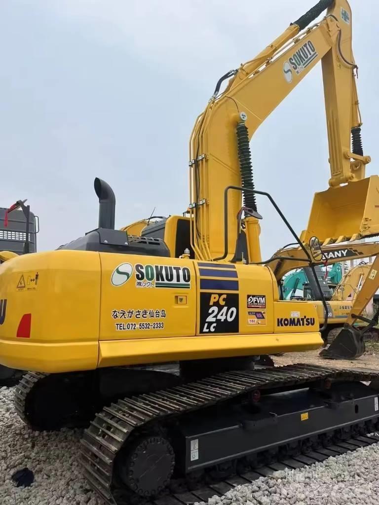 Komatsu PC 240 Lánctalpas kotrók