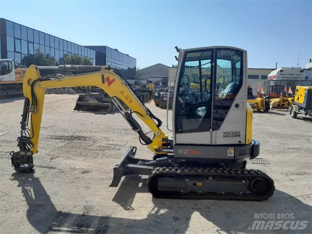 Wacker Neuson EZ36 Mini kotrók < 7t