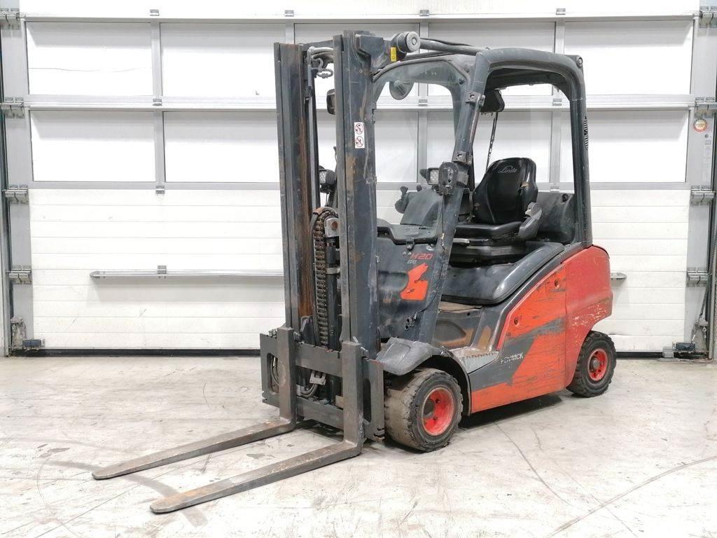 Linde H20T-01 Gázüzemű targoncák